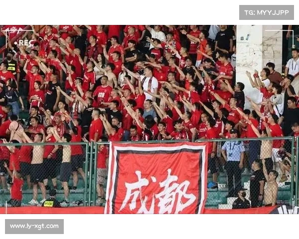上海海港对阵成都蓉城近六次交锋中输球率高达57%难求胜绩 上海海港对阵成都蓉城近六次交锋中输球率高达57%难求胜绩